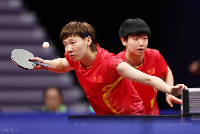 巴嫩经济的 巴嫩经济的