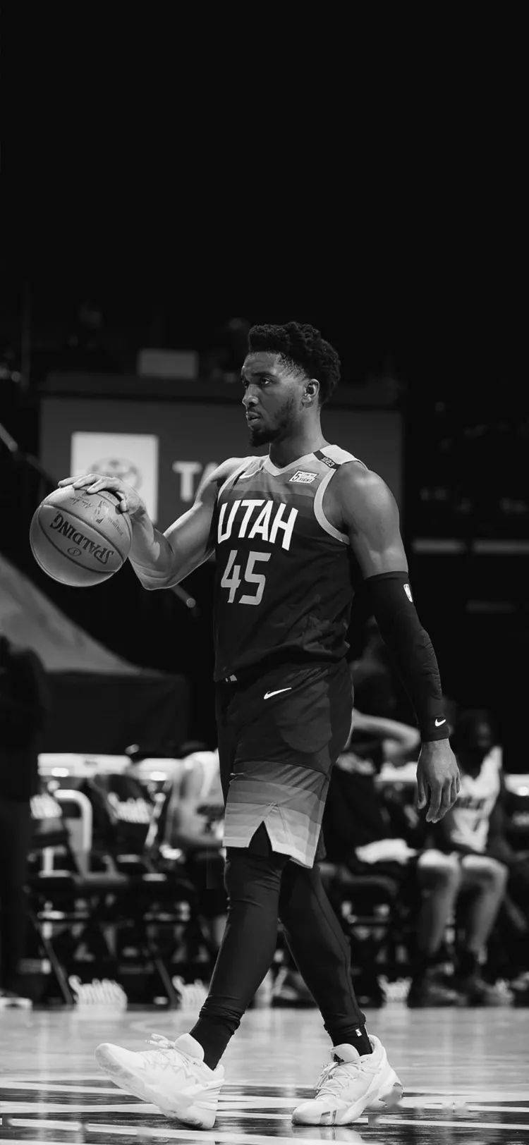 国足0比7 国足0比7