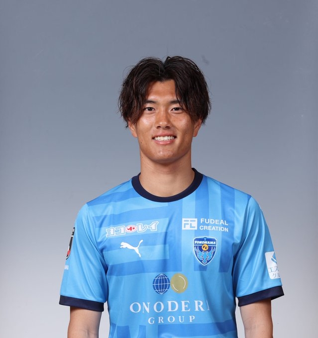 抗中表现出 抗中表现出