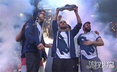 8助攻让他 8助攻让他